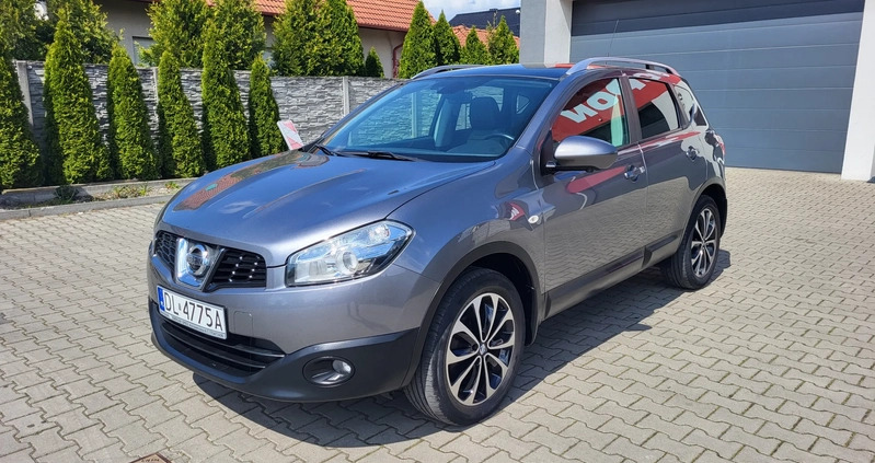 Nissan Qashqai cena 35700 przebieg: 200000, rok produkcji 2012 z Wyrzysk małe 137